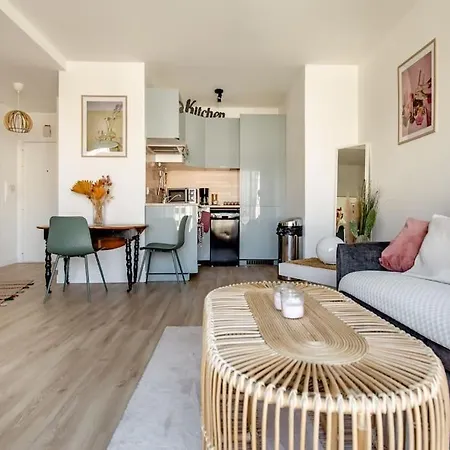 119 * Levallois-Perret